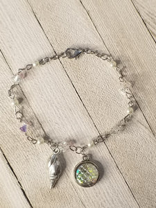 Aurora Mermaid Scale and Conch Shell Charm Bracelet